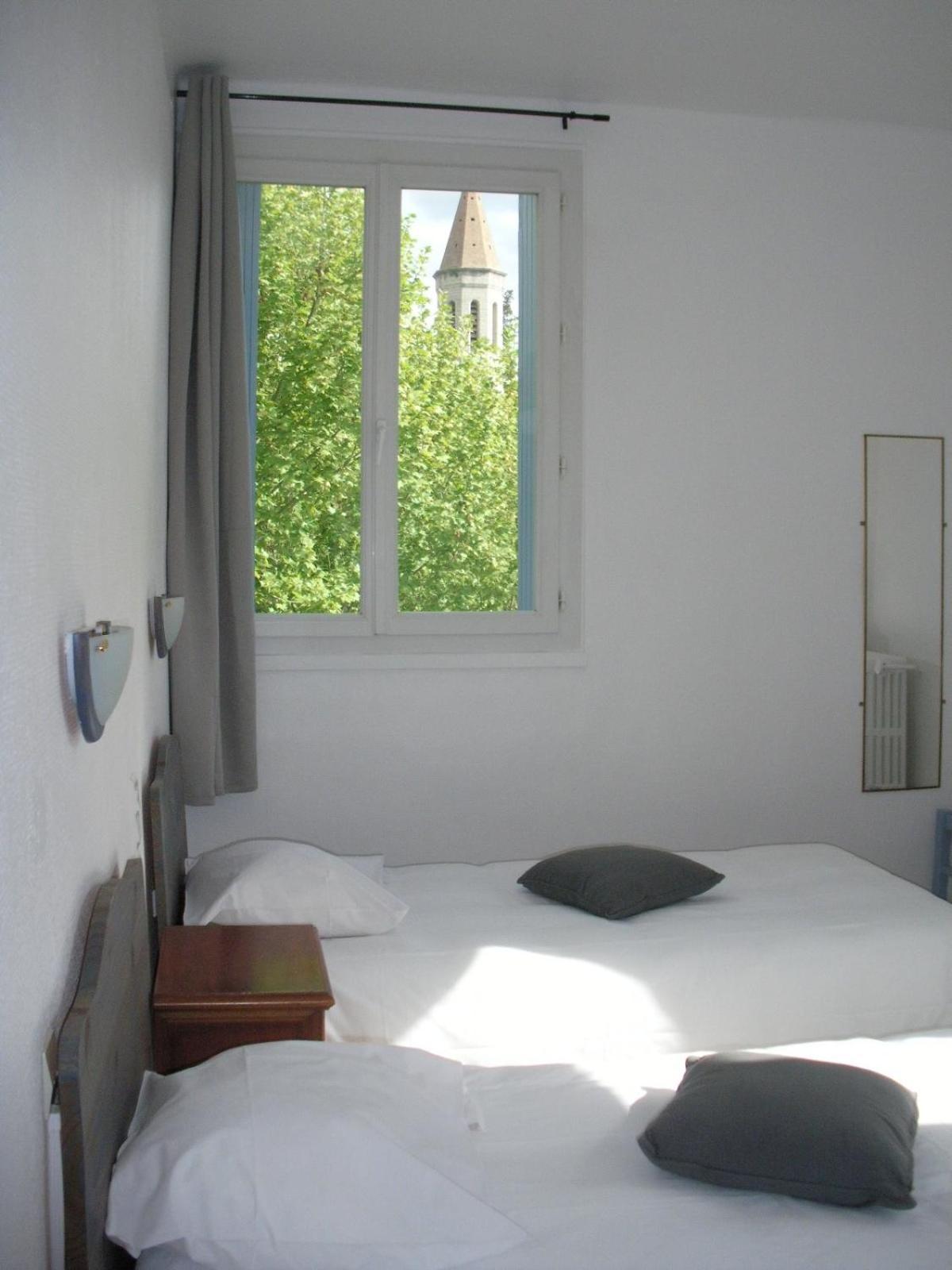 Hotel De La Poste Ganges Eksteriør billede